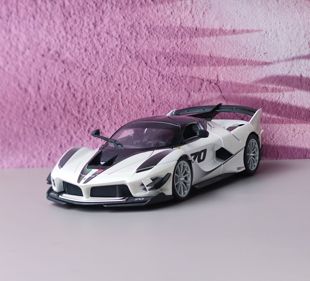 1 18比美高车模法拉利FXXK evo合金汽车模型仿真跑车玩具收藏摆件