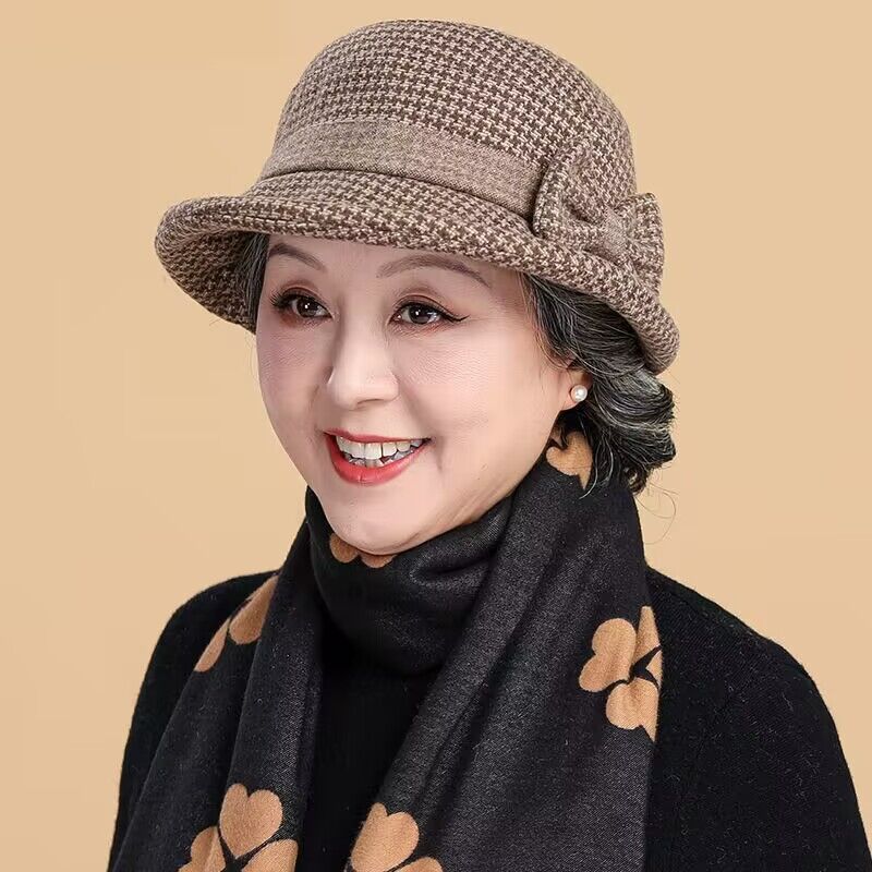 50多岁妈妈帽子女秋冬季渔夫帽中老年盆帽骑行车老太太保暖防风寒