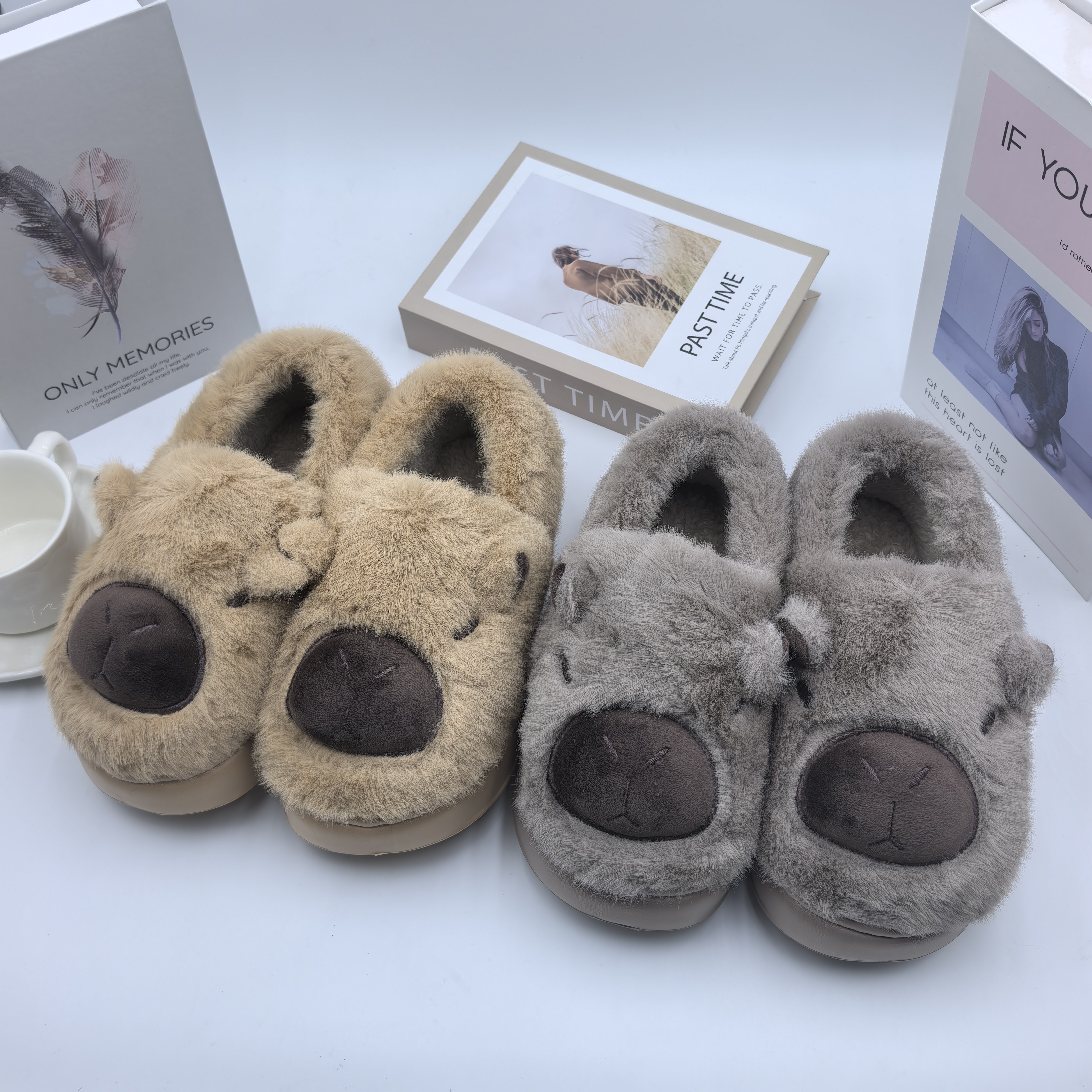 2025冬季新款卡皮巴拉卡通高跟棉拖鞋厚底防滑保暖居家时尚情侣鞋