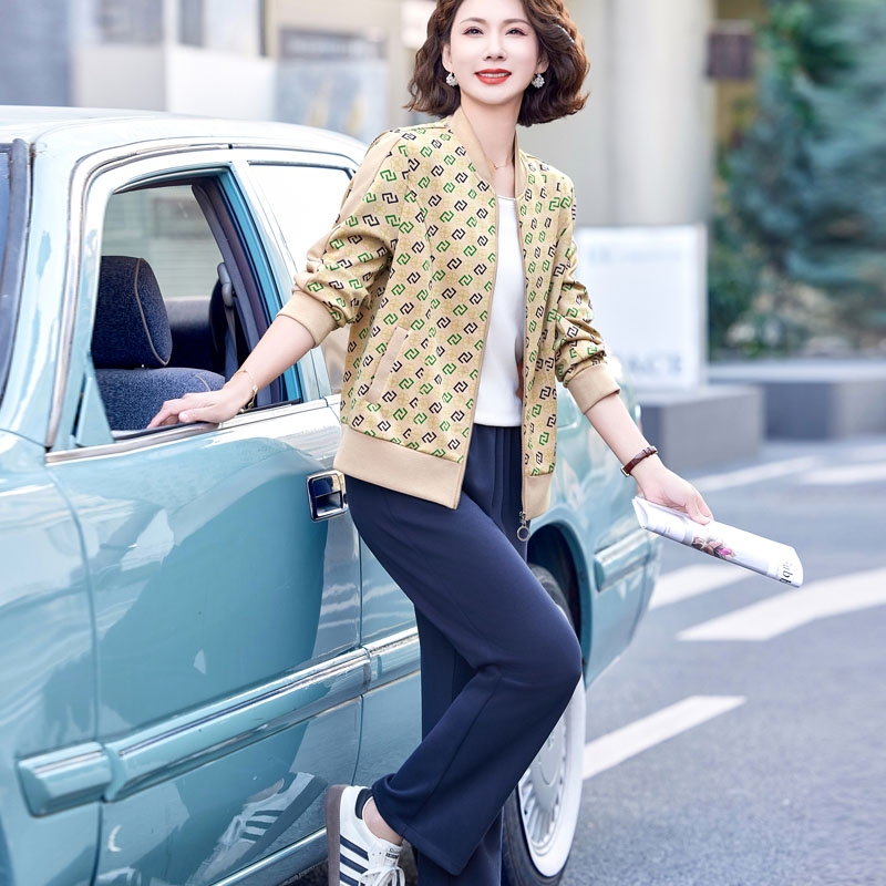 中年妈妈春秋装运动服时尚套装2025新款外套洋气中老年女装两件套