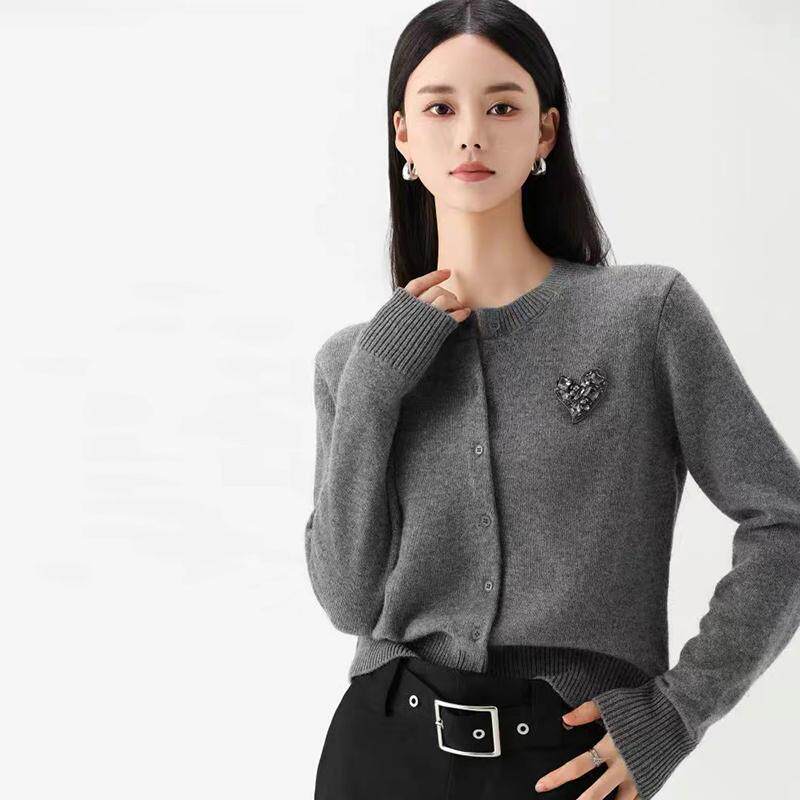 高级感羊毛针织开衫女2025春秋新款圆领毛衣小外套羊绒上衣