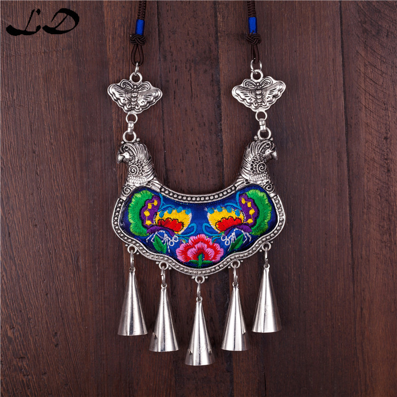 刺绣吊坠项链兰蝶波西米亚风