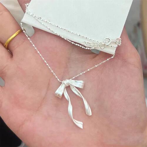 Exquisite Clavicle Chain Elegant Scrub Bow Pendant Necklace