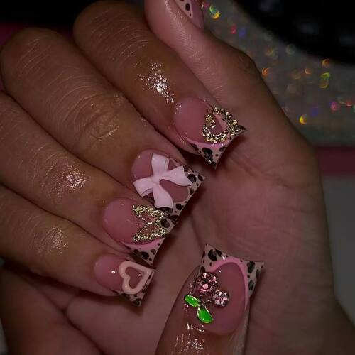 24pcs Nude Pink Sweet Fake Nails Short Duckbill Leopard Prin
