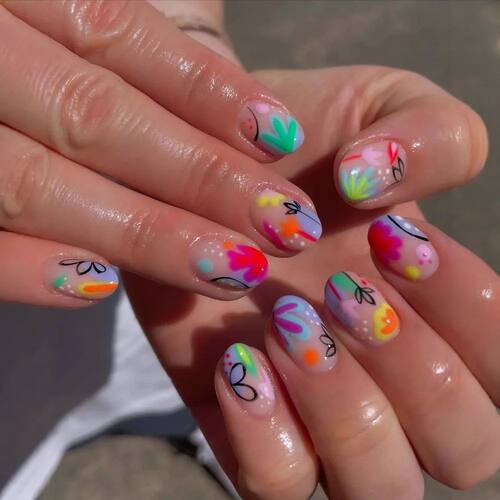 24Pcs Short Round Head Fake Nails with Cute Line Flowers Des