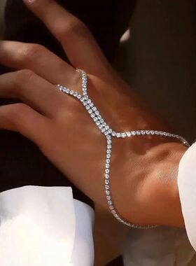 Simple Bracelet Ring Chain Attached Hand Decoration for Wome