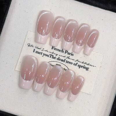 10pcs Handmade Press on Nails Medium-Length Ladder Pink Edge