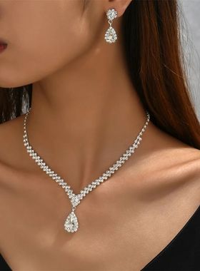 Luxurious Crystal Necklace Earrings Set Water Drop Pendant C