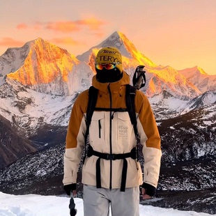 胡杨林2.0 诺诗兰冲锋衣女三合一防风防水登山服户外黄秋冬外套