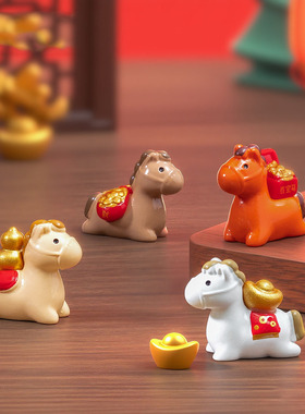 微景观简约创意新年小马萌粒公仔 DIY装饰品迷你桌面车载树脂摆件