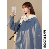 蓝色