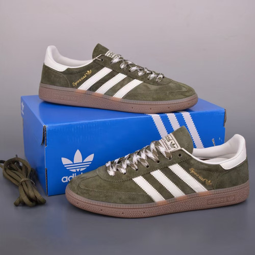 Adidas 三叶草 男女复古经典百搭时尚德训鞋低帮休闲板鞋 KI5940