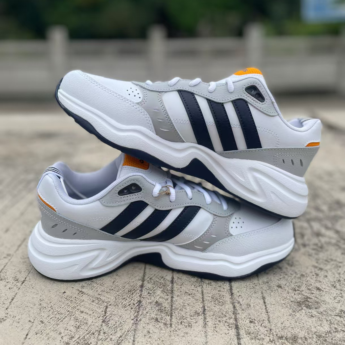 Adidas/阿迪达斯 男女经典实用复古厚底运动休闲老爹鞋GX0670