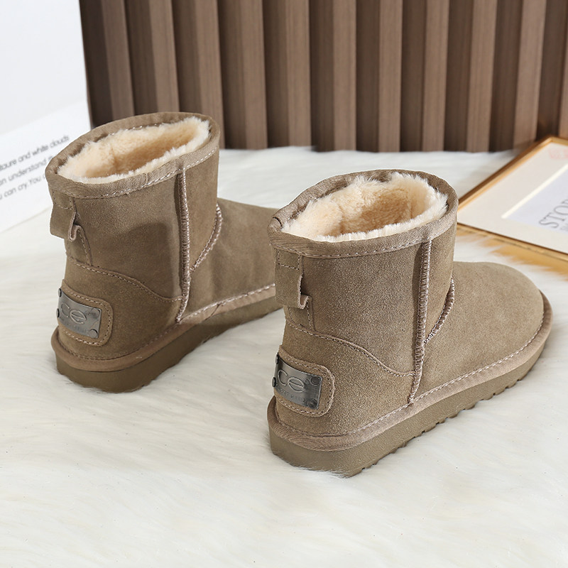 红色雪地靴女短筒2025新款时尚冬季加绒经典短靴防滑低帮牛皮棉鞋,女鞋,时尚雪地靴,淘宝优惠券,粉丝福利购,淘宝优惠卷