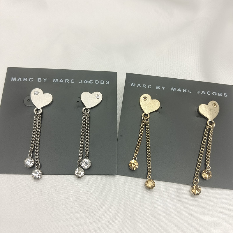 合金欧美风女小众品牌耳钉百搭