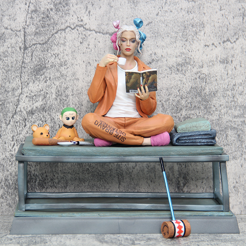 X特遣队 自杀小队 DC 哈莉 奎茵 小丑女 坐姿 模型 摆件 盒装手办