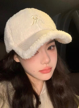 韩版羊羔绒棒球帽网红女百搭秋冬保暖R字母遮阳鸭舌圆顶显小潮流