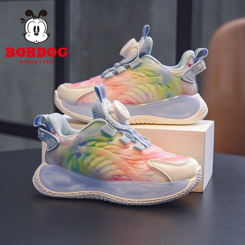 巴布豆女童运动鞋旋转