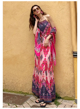 钟楚曦同款显瘦法式复古民族风波西米亚印花吊带连衣裙女2024新款