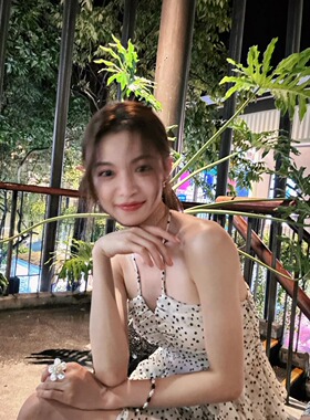 秋新款董璇连衣裙镂空蕾丝拼接长袖金丝绒裙一步裙子包臀裙铅笔裙