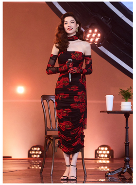 钟楚曦同款法式抹胸红玫瑰优雅印花连衣裙气质礼服复古包臀长裙