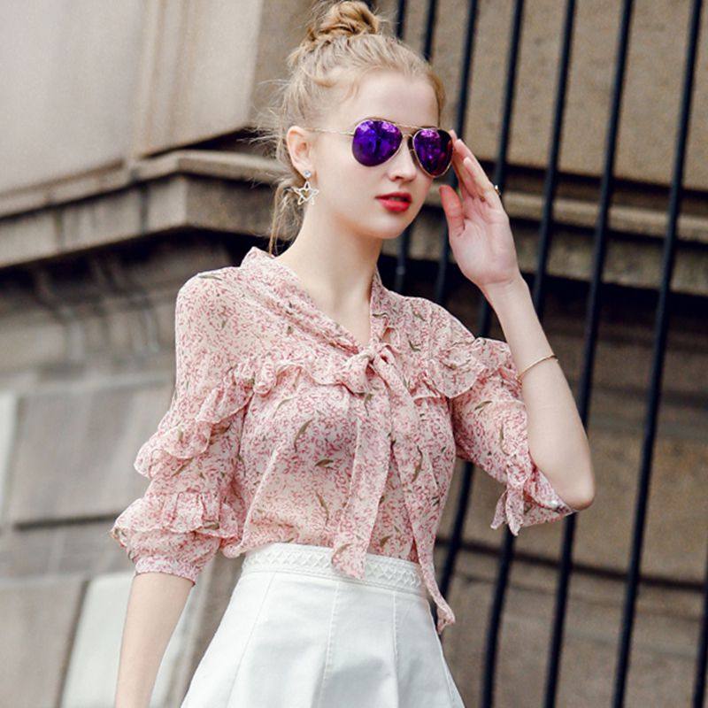 很仙的上衣2019春夏新款洋气小衫碎花衬衫宽松显瘦荷叶边雪纺衫女在类目 女装/女士精品, 蕾丝衫/雪纺衫中 - 来自Buy2taobao.com提供专业的淘宝代购服务