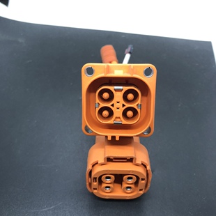 安费诺原装新能源汽车连接器插头插座/HVC4P36FS104，106型号。