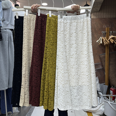 加绒钩花蕾丝鱼尾半身裙