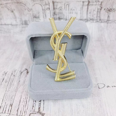 秋冬新款杨树林复古高档气质轻奢百搭高级感胸网红同款爆款胸针