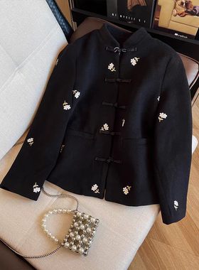 黑色优雅毛呢复古刺绣盘扣短外套
