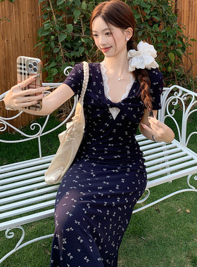 【春日梨泰院】韩版纯欲扭结碎花连衣裙气质设计收腰显瘦裙