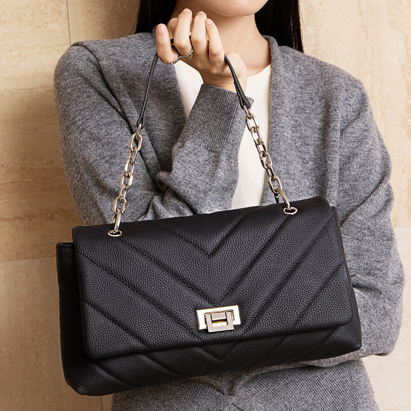 头层牛皮包包女新款真皮女包自然摔皮纹小香风链条包单肩包斜挎包,箱包皮具/热销女包/男包,腋下包,淘宝优惠券,粉丝福利购,淘宝优惠卷