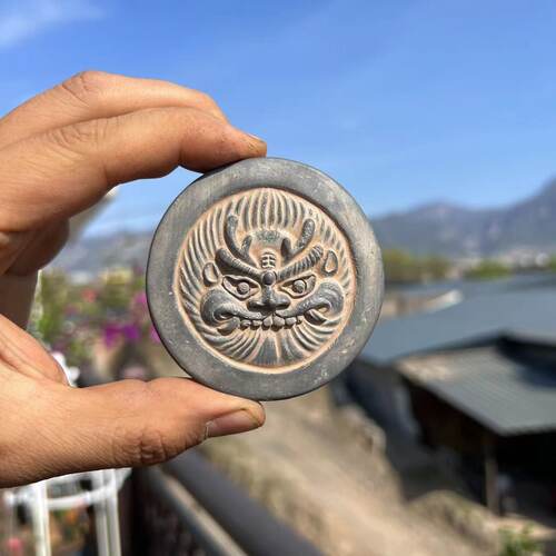 中式非遗瑞兽砖雕冰箱贴纪念品