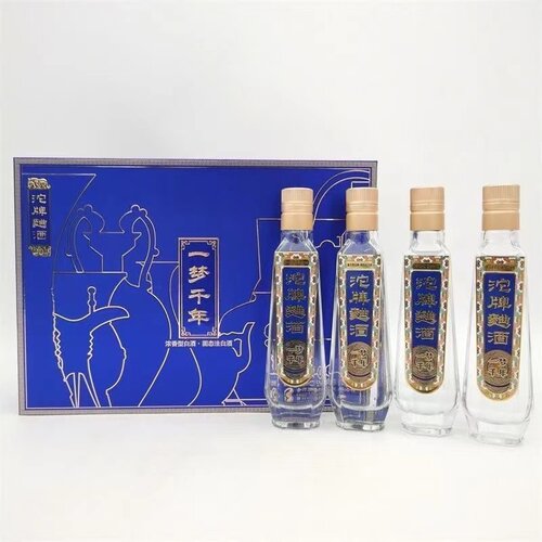 52度100ml*4瓶纯粮酿造 沱牌曲酒一梦千年小酒礼盒有非卖品字样