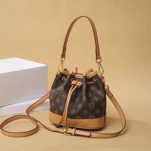 抽绳迷你2024新款老花小水桶包