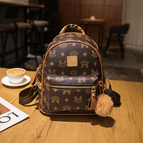 双肩包女2026新款潮高级感时尚百搭包包小书包轻便旅游旅行女背包