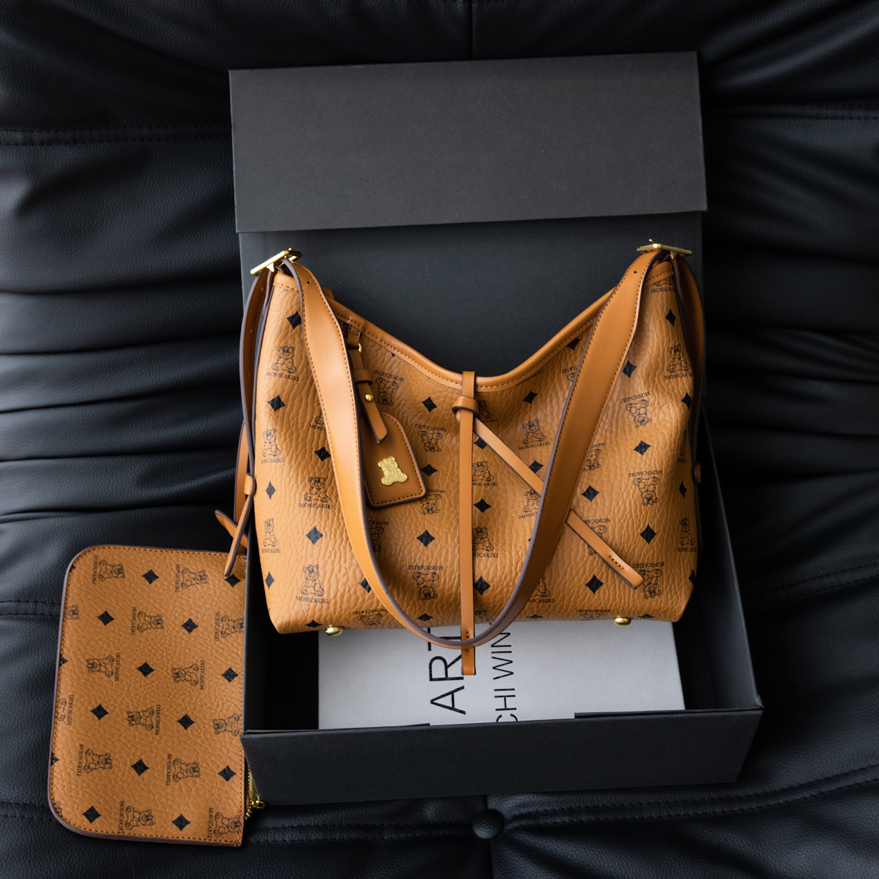 卡通小熊印花托特包女2025新款女大学生上课书包时尚大容量腋下包,箱包皮具/热销女包/男包,托特包,淘宝优惠券,粉丝福利购,淘宝优惠卷