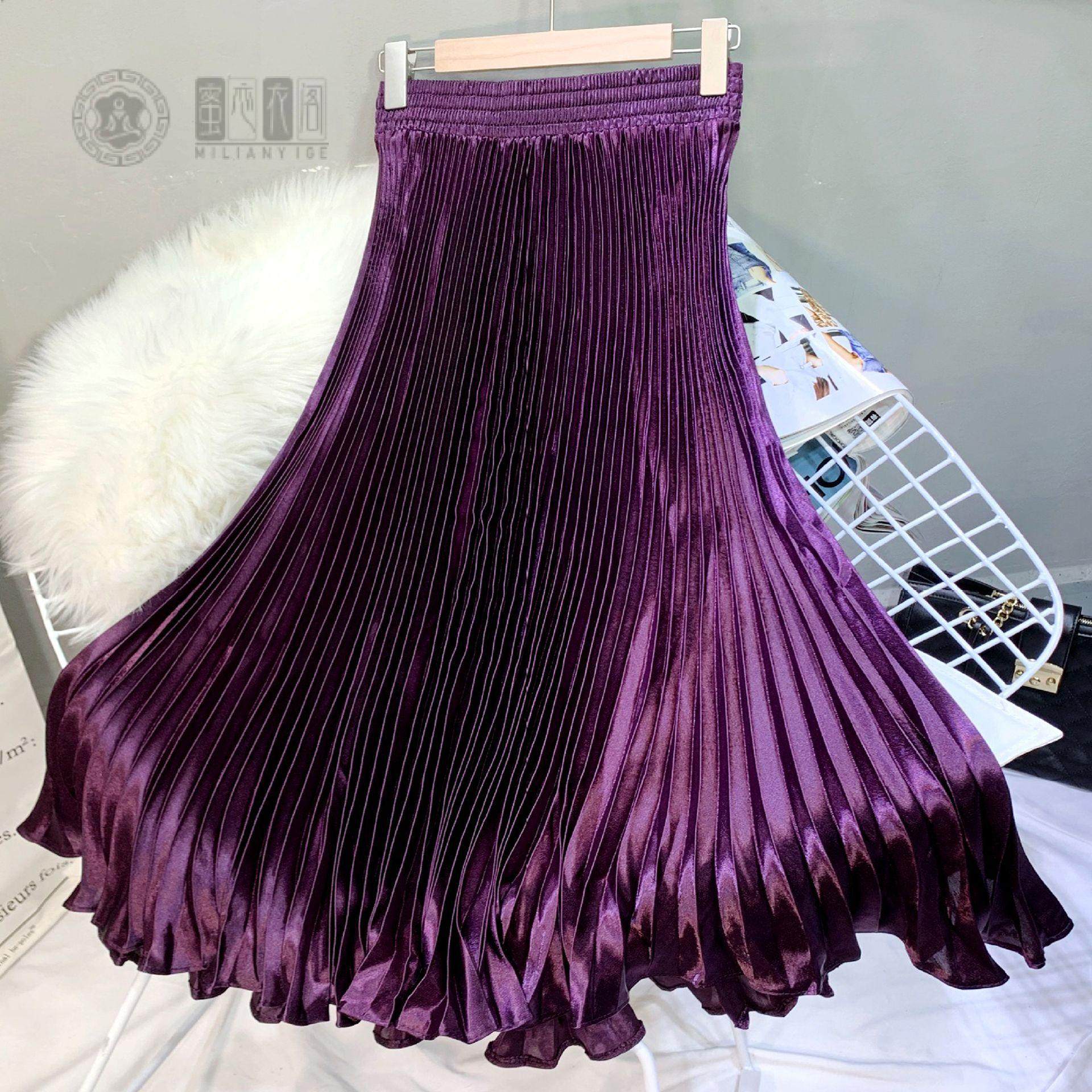 90长裙反光亮色缎面百褶鱼尾裙