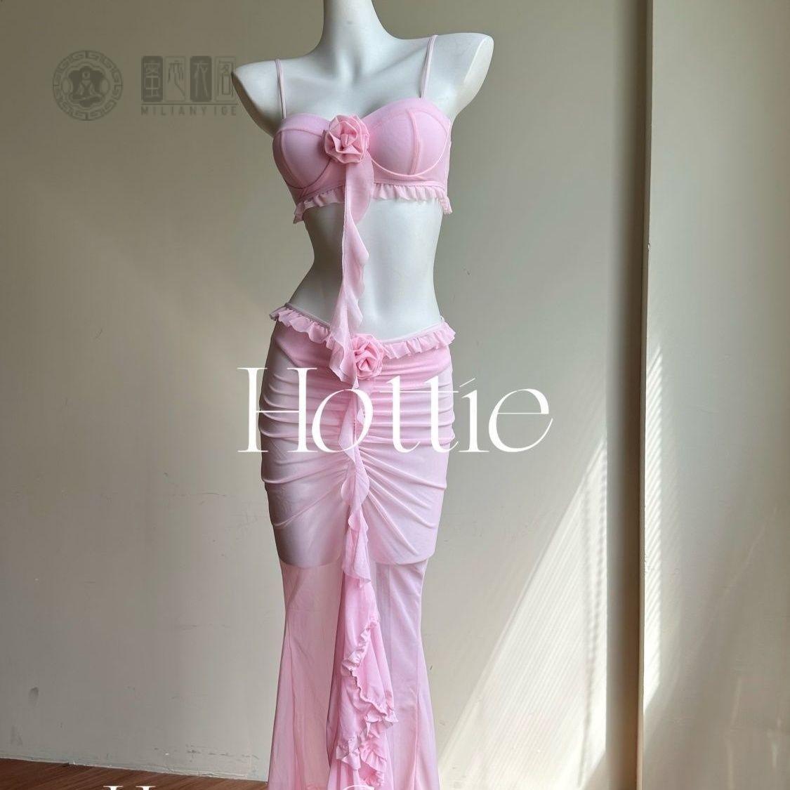 粉色心比基尼长裙三件套小胸钢托聚拢沙滩温泉度假分体游泳衣现货