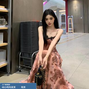 夏装新款法式纯欲风蕾丝拼接吊带裙大尺码胖妹妹收腰显瘦内搭长裙