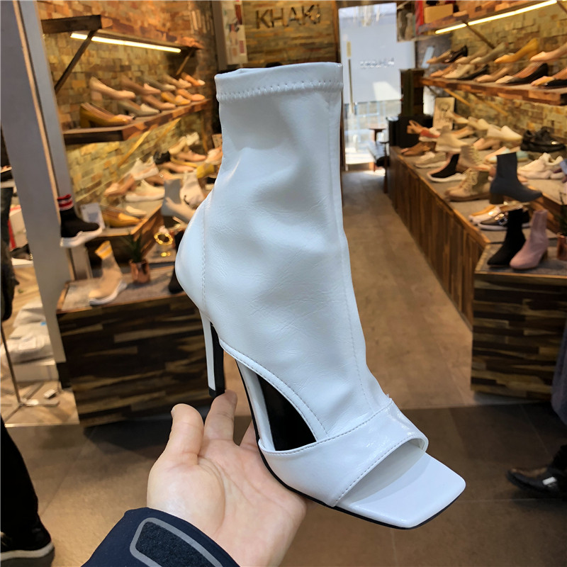 短靴女2019春款歐美風方頭露趾性感镂空套筒細高跟時裝涼靴THO49在類目 女鞋, 靴子中 - 來自Buy2taobao.com提供專業的淘寶代購服務