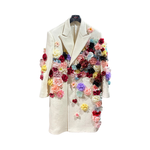 走秀款 ROKKIHU 领中长款 秋冬手工立体花朵白色大衣西装 外套 2025