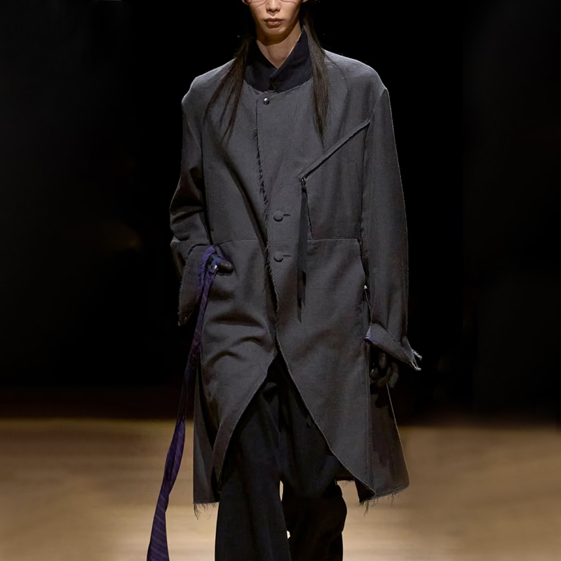 深灰小众设计感中长款不规则风衣