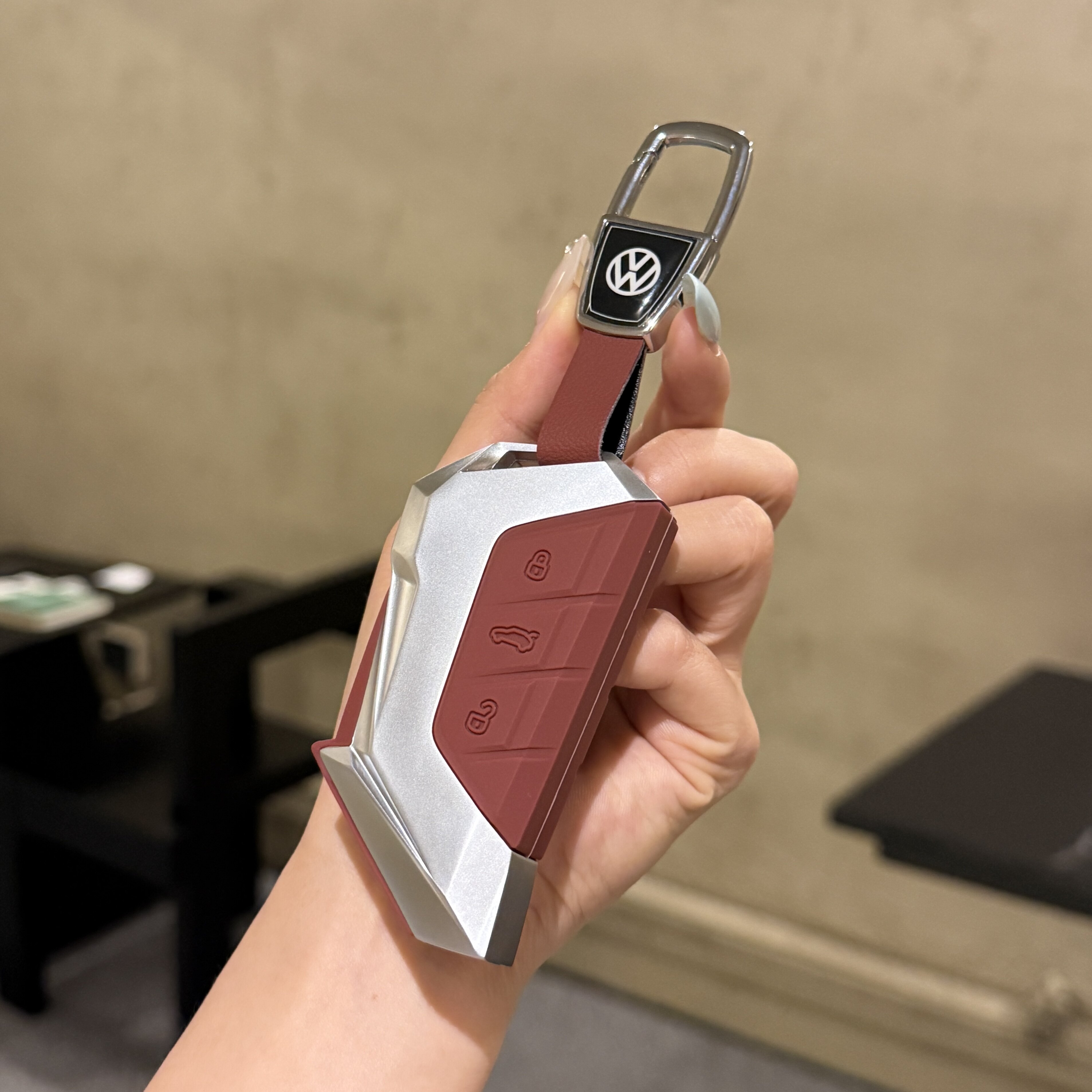 适用大众26新款车钥匙套迈腾帕萨特cc高尔夫探岳途昂朗逸凌度壳扣