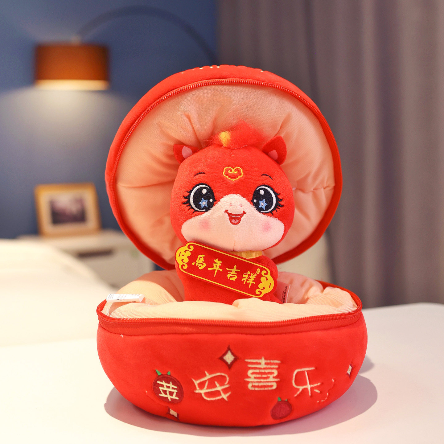2026马年吉祥物公仔抱枕马玩偶新年本命年礼物靠枕儿童年会伴手礼,居家布艺,靠垫/抱枕,淘宝优惠券,粉丝福利购,淘宝优惠卷