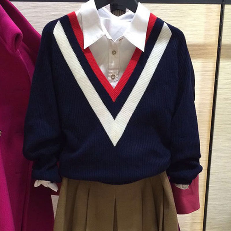 阿玛施旗舰店官网2020秋装新款正品代购撞色V领蝙蝠针织衫毛衣女