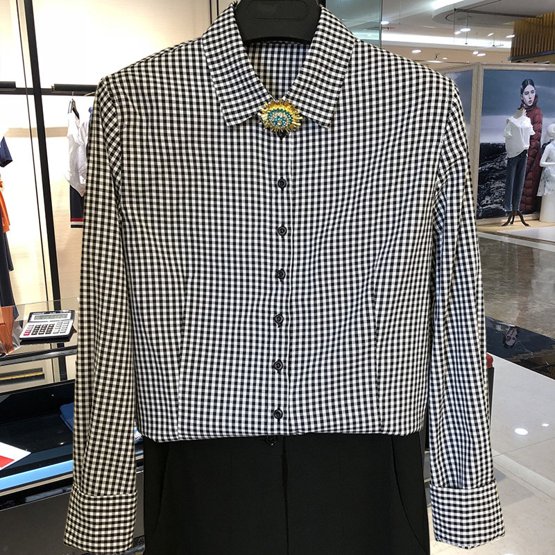 阿玛施旗舰店官网2020春装新款正品代购复古薄款长袖黑白格子衬衣