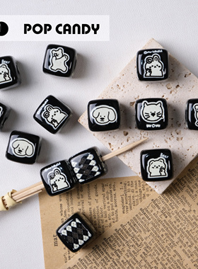 方块印刷黑色系手作手链挂件DIY配件散珠格子笑脸珠子钥匙手机链