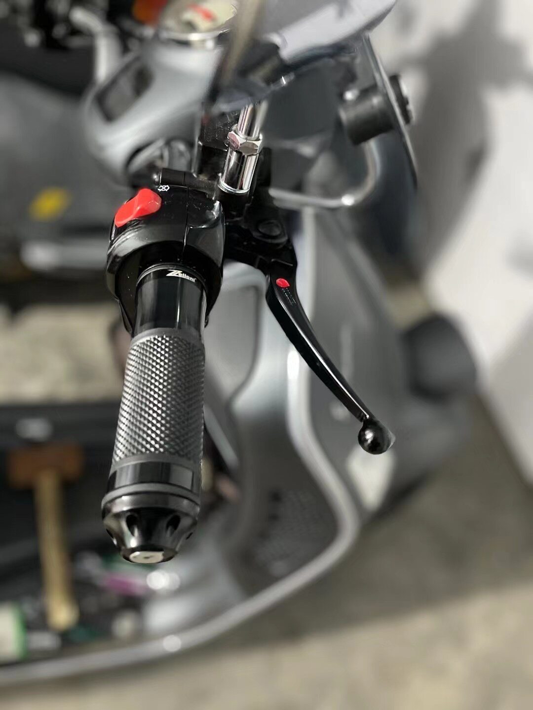 Marus 台湾桃子工厂适用于VESPA300 GTS 150冲刺春天牛角刹车连杆