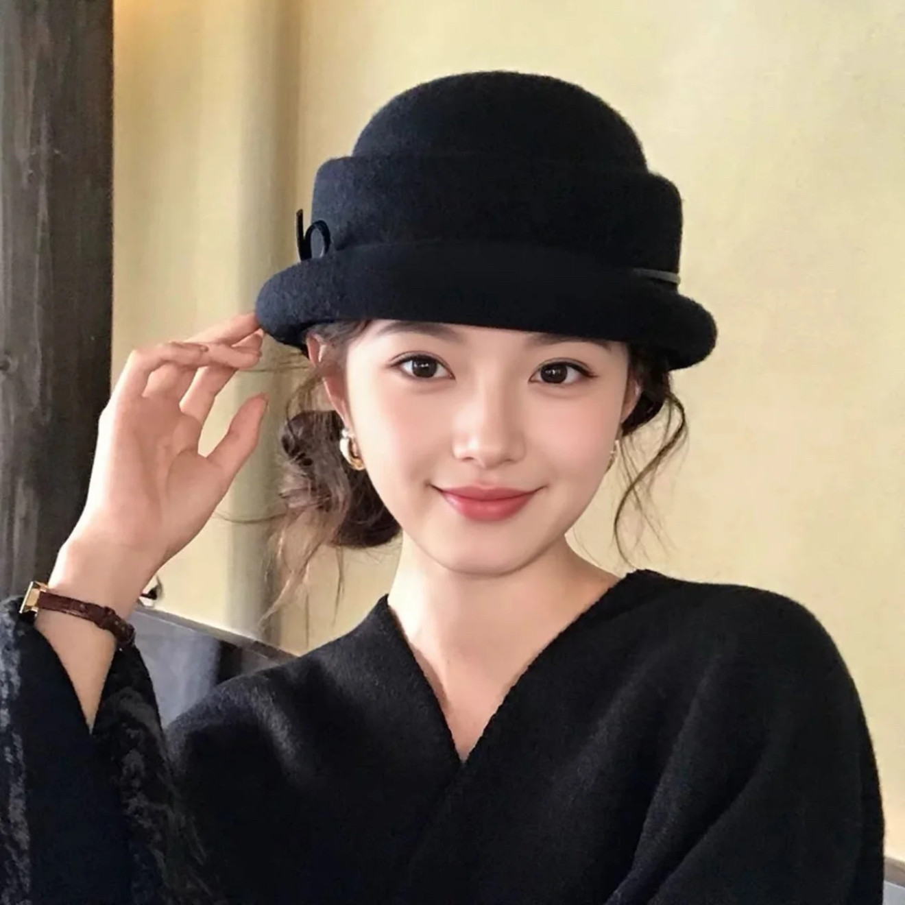 赫本风黑色羊毛呢礼帽女秋冬季2025新款高级感显脸小气质百搭盆帽,服饰配件/皮带/帽子/围巾,帽子,淘宝优惠券,粉丝福利购,淘宝优惠卷